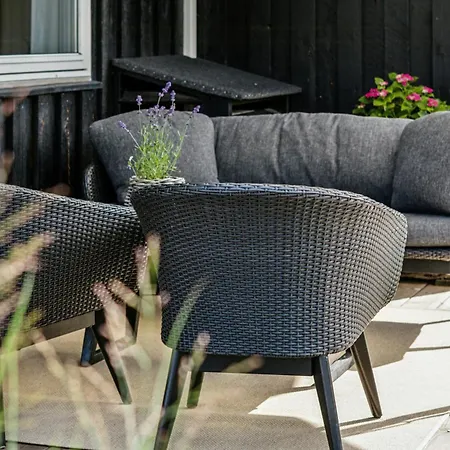 Danish Summer House Idyll Overlooking Bay Дом отдыха