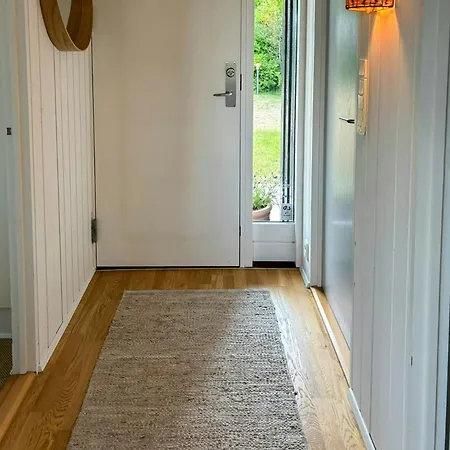 Дом отдыха Danish Summer House Idyll Overlooking Bay