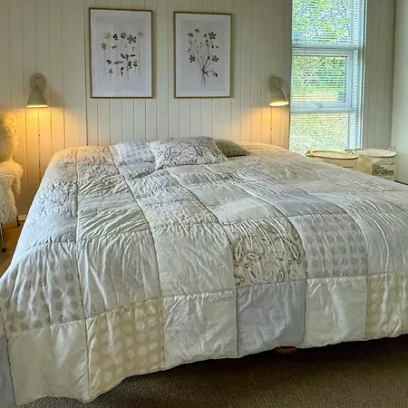 Danish Summer House Idyll Overlooking Bay Дом отдыха