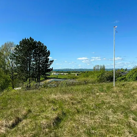 Danish Summer House Idyll Overlooking Bay Эбельтофт
