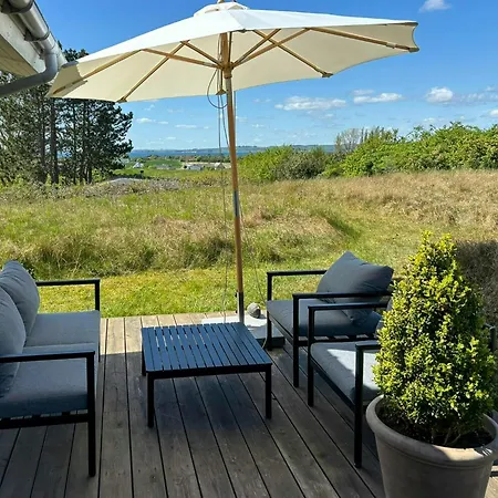 Дом отдыха Danish Summer House Idyll Overlooking Bay Эбельтофт